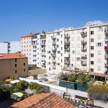 Odeon Appartement Nisa Exterior foto