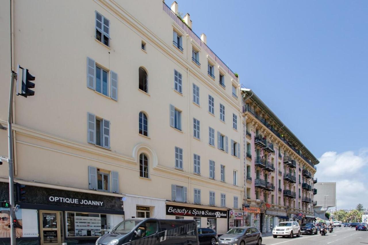 Odeon Appartement Nisa Exterior foto